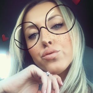 Meet your Posher, Justina